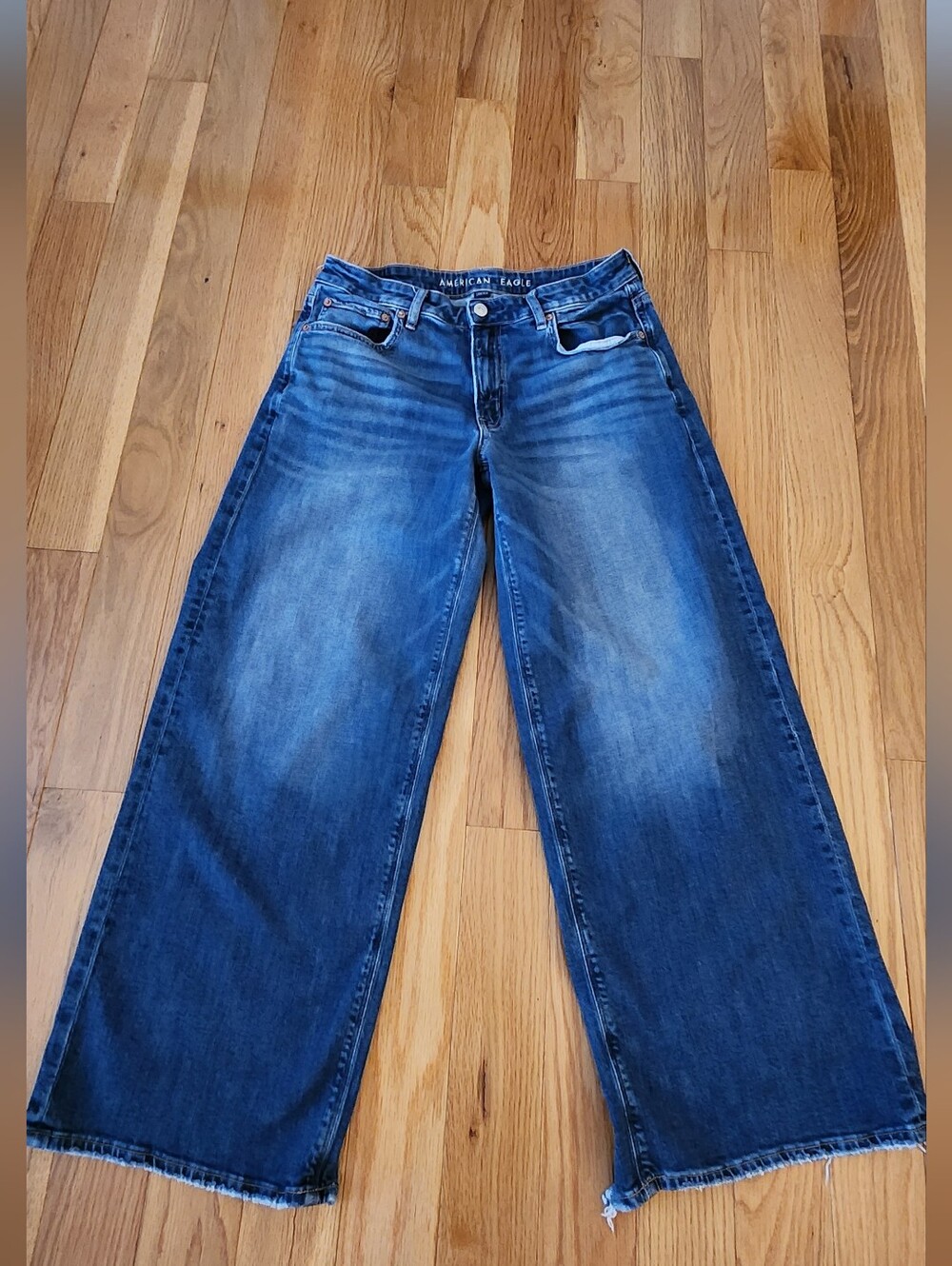 American Eagle Wide-Leg Jeans